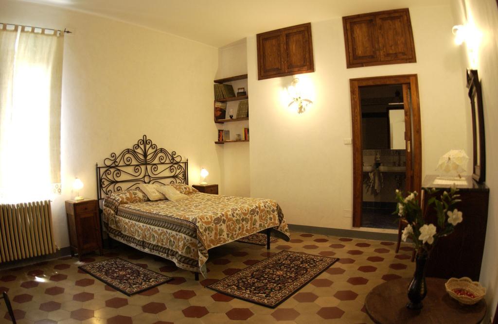 Residenza Sant'Emiliano Hotel Trevi Room photo